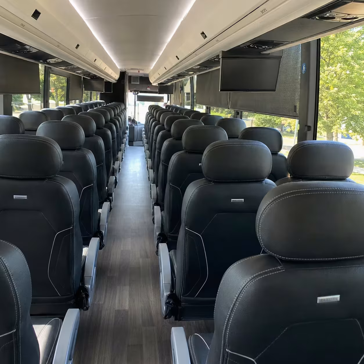 long distance charter bus rentals from fayetteville to little rock